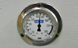 Benchtop_Pressure_Gauge.jpg